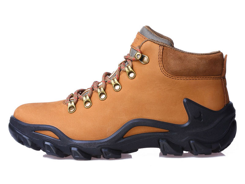 霸*户外休闲鞋